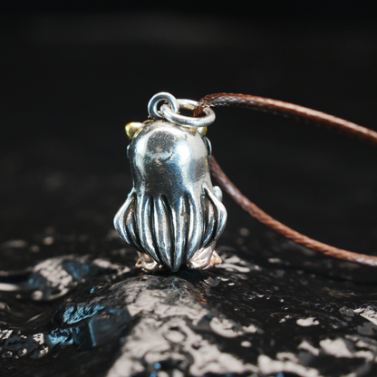 Gothic Warrior Girl Pendant, Fantasy Beast-Eared Guardian Necklace, Anime Cosplay Jewelry