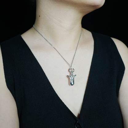 Schmetterlingskugel Halskette Gothic Mond Talisman Anhänger Unikat Schmuck