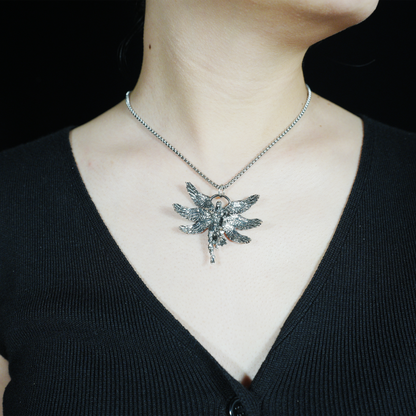 Sechsflügeliger Schutzengel-Anhänger, Gothic-Krieger-Halskette, Fantasy-Schmuck im religiösen Stil