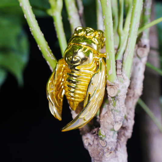 Vintage Gold Cicada Ornament Necklace Pendant Symbol of Rebirth & Freedom