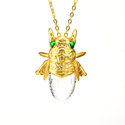 Halskette mit Zikadenanhänger – Vintage-Insektenschmuck in Kristalloptik, Symbol der Wiedergeburt und Klarheit, von der Natur inspiriertes Totemgeschenk