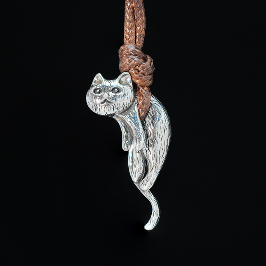 Hanging Cat Pendant – Playful Cat Necklace with Climbing Detail, Handmade Animal Jewelry Gift for Cat Lovers