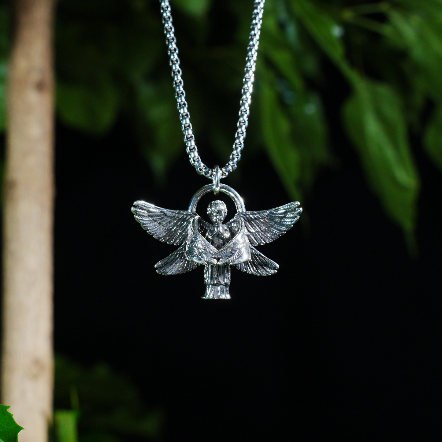 Halskette mit betenden Engel-Anhänger – Gothic-Schutzschmuck für Männer und Frauen, Engel-Anhänger mit offenen Flügeln, spirituelles Geschenk
