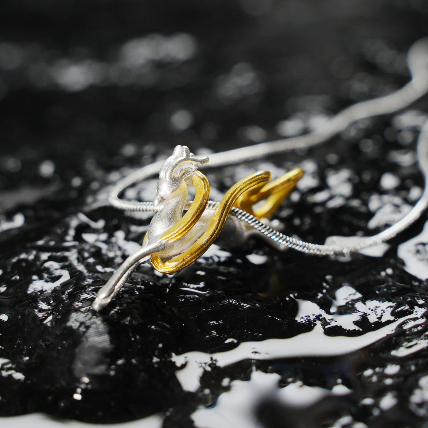 Running Deer Pendant Necklace – Dual-Tone Leaping Deer, Nature-Inspired Totem Jewelry, Fairytale Gift