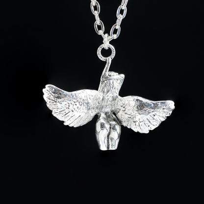 Flying Wing Goddess Pendant Necklace – Feminine Power Sculpture, Retro Style, Statement Jewelry for Women