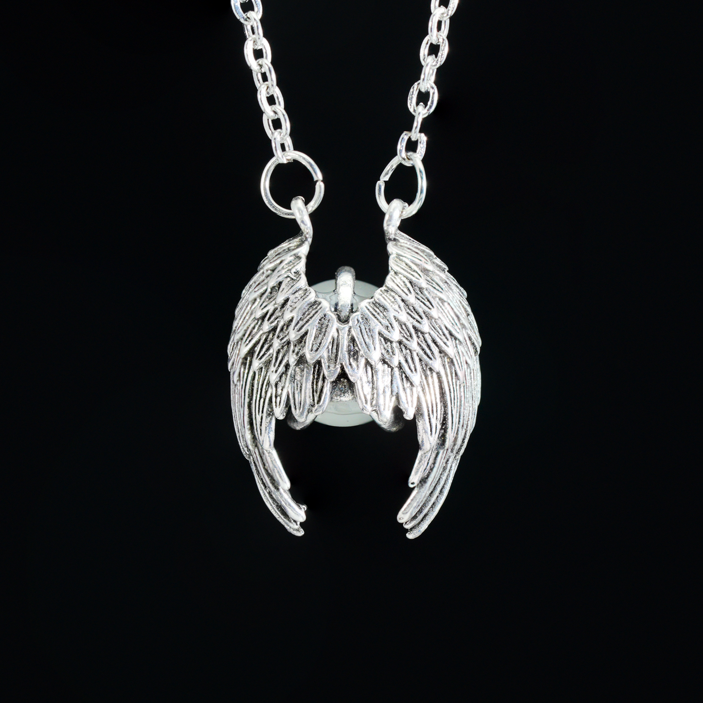 Schutzflügel Kristall Anhänger, Gothic Amulett Halskette, Dunkler Ästhetischer Schmuck, Engelsflügel Anhänger, Spirituelle Talisman Halskette