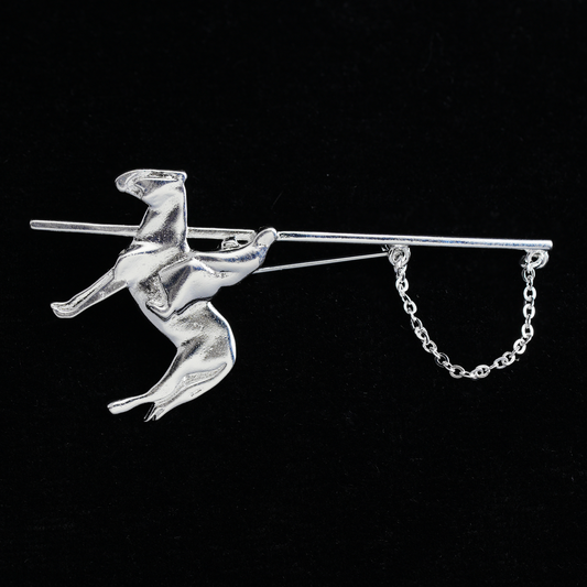 Silver Knight Rider Brooch – Medieval Horseman Pin, Gothic Warrior Jewelry, Retro Armor Gift for Him or Her