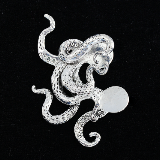 Unique Octopus Men's Suit Brooch, Creative Finish Design, Personalized High-End Accessory, Ideal for Business and Formal Occasions