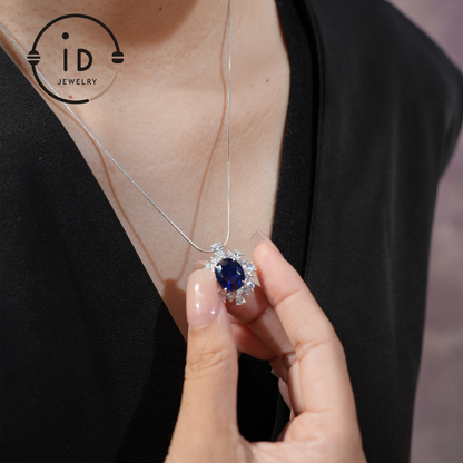 Classic 4-Carat Blue Sapphire Necklace, Elegant Jewelry for Anniversary or Wedding