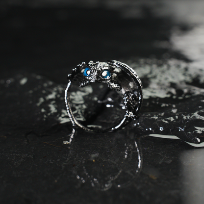Fantasy Dragon Ring | Night Blue Eye Accent | Trendy Statement Jewelry | Protective Totem Gift for Couples