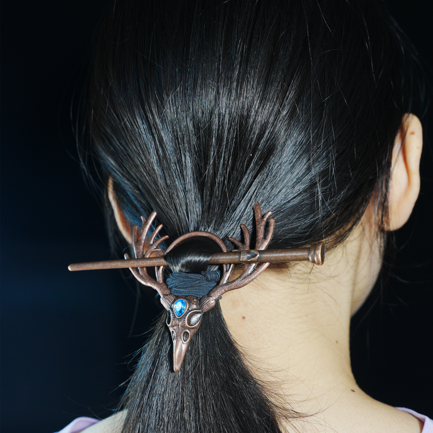 Vintage Mystical Deer Antler Hairpin with Gemstone Accents, Unique Animal Element Hair Clip for Daily and Special Occasions