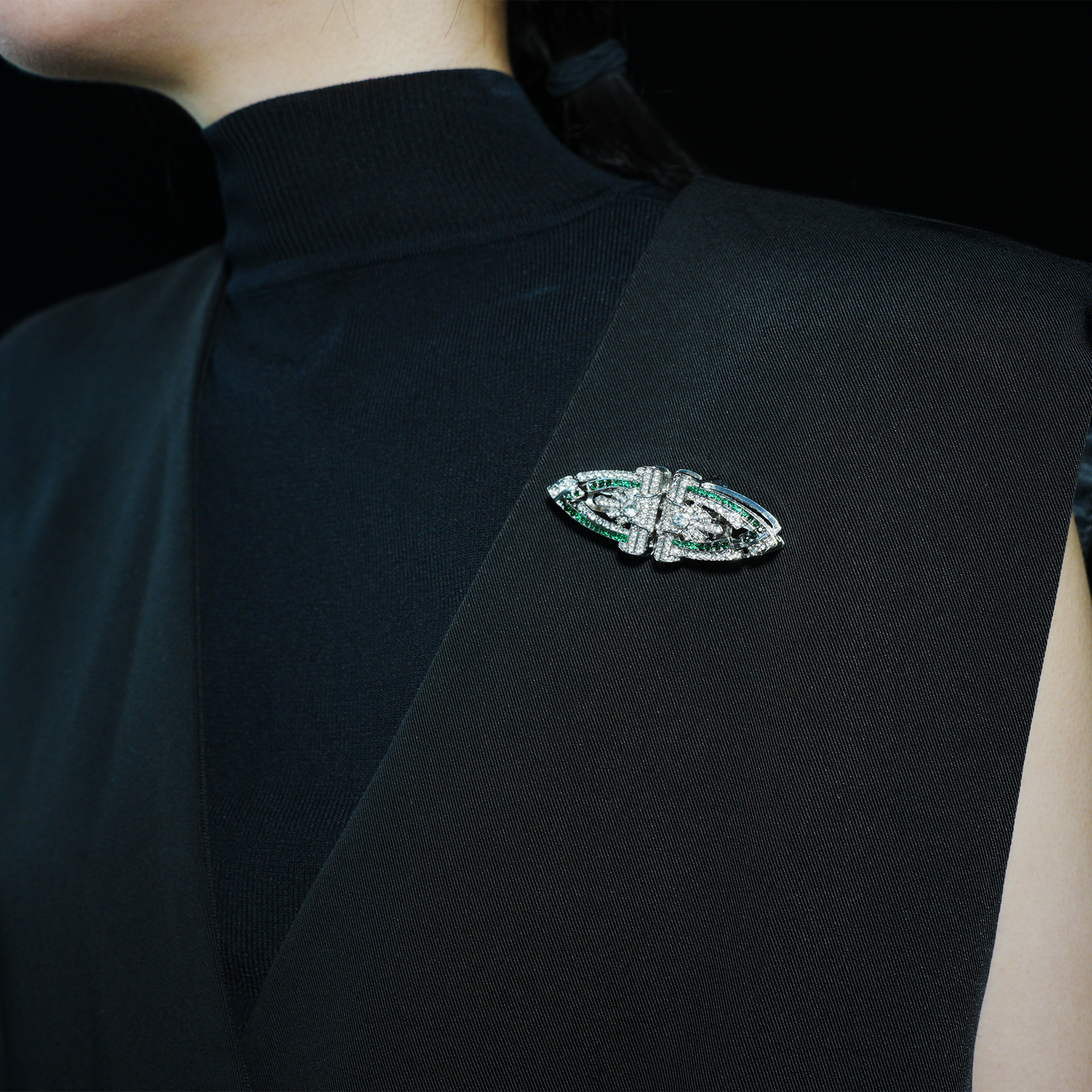 Luxuriöser Schmuck für zwei Tragemöglichkeiten | Dekorative Brosche &amp; Ohrstecker | Vielseitig und auffällig