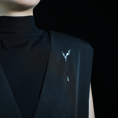 Sprout of Life Brooch - Nature-Inspired Minimalist Design, Symbolizing New Beginnings and Hope