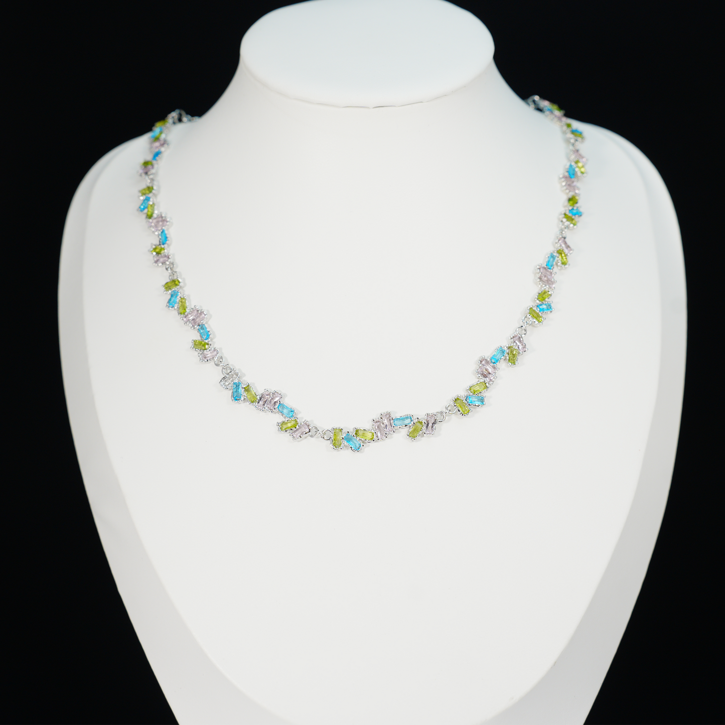 Y2K Bunte Edelstein Halskette, Macaron Pastell Candy Schmuck, Geometrischer Choker für Mädchen, Party Mode Halskette, Künstlerischer Statement Stil