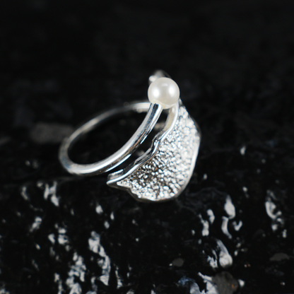 Silver Pearl Ring, Minimalist Hammered Texture Statement Band, Sculptural Modern Jewelry for Everyday Elegance