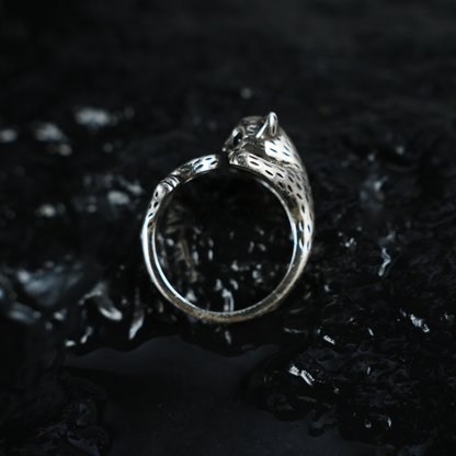 Playful Cat Ring | Whimsical Animal Jewelry | Gothic Cute Cat Band for Animal Lovers