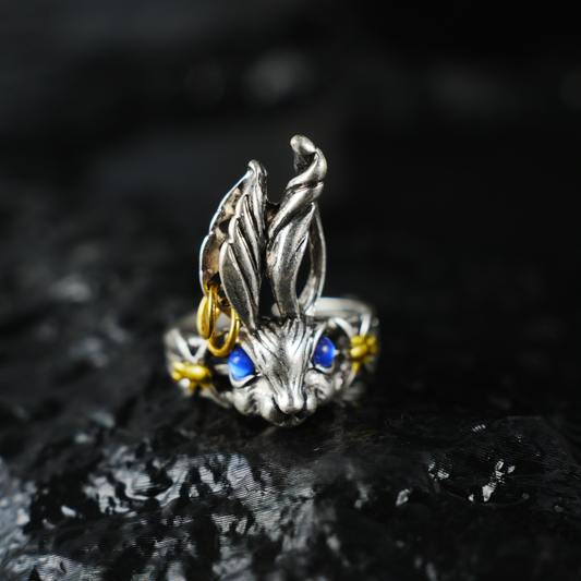 Fantasy Gothic Bunny Ring – Animal Totem Design, Blue-Eyed Rabbit Jewelry, Whimsical Forest Style Gift