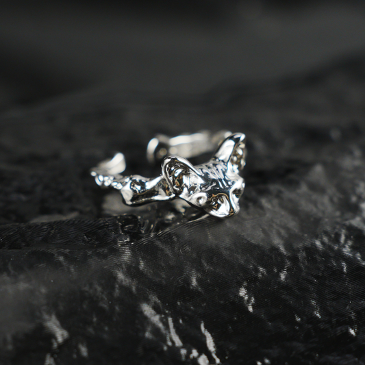 Cute Cat Head Ring, Carved Animal Totem Jewelry, Emotional Companion Gift, Unisex Handcrafted Animal Ring