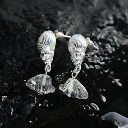 Ocean Shell Drop Earrings with Petal-Shaped Crystals, Artistic Sea-Inspired Dangle Earrings for Women