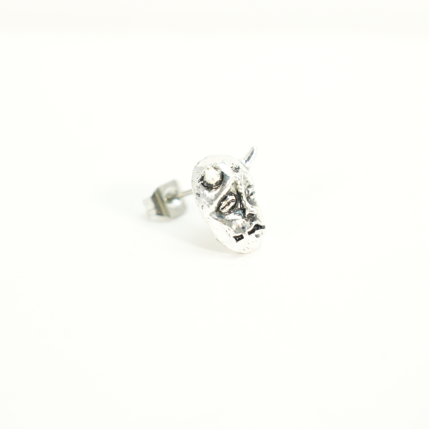 Gothic Demon Mask Earring with Sad Face Carving, Punk Style Emotional Amulet, Artistic Single Stud for Symbolic Wear