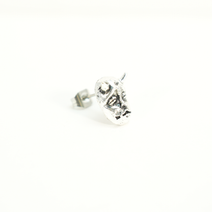 Gothic Demon Mask Earring with Sad Face Carving, Punk Style Emotional Amulet, Artistic Single Stud for Symbolic Wear