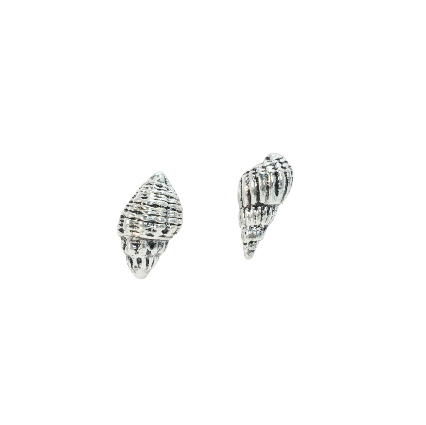 Muschel Ohrstecker, Asymmetrischer Maritimer Schmuck, Minimalistische Ozean-inspirierte Ohrstecker, handgemachtes Geschenk für Sie