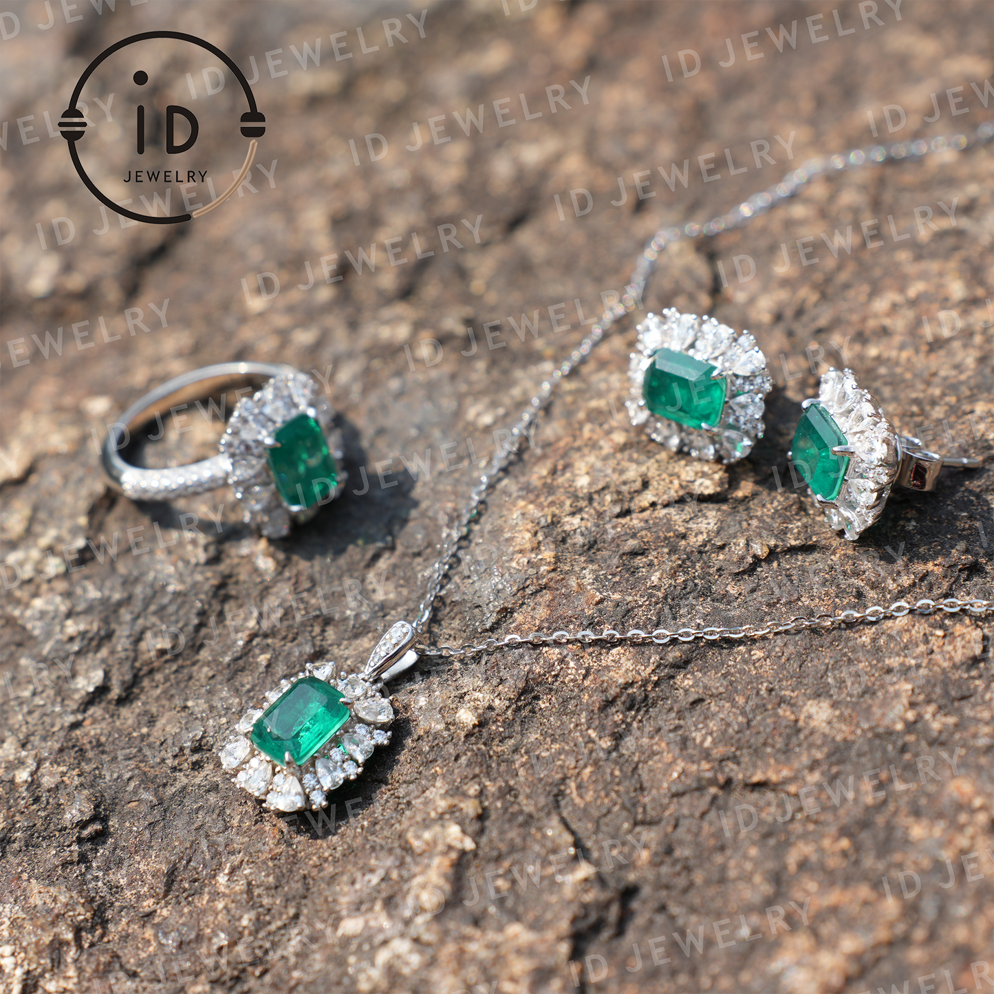 Classic Emerald Ring in Sterling Silver, Handcrafted with Lab-Created Emerald for Special Occasions