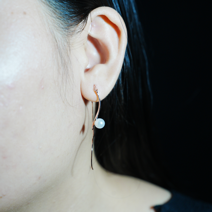 Minimalist Pearl Threader Earrings, Elegant Dangle Design, Delicate Gift for Women