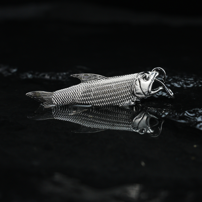 Realistische Halskette mit Fischanhänger für Männer, handgefertigtes Tiertotem-Amulett, Schmuck mit Naturfischsymbol