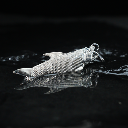 Realistische Halskette mit Fischanhänger für Männer, handgefertigtes Tiertotem-Amulett, Schmuck mit Naturfischsymbol