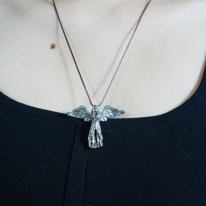 Guardian Angel Wings Pendant Necklace – Vintage Carved Spiritual Jewelry, Pendant for Blessings & Protection