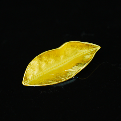 Blattgoldbrosche, Retro- und Naturstil, elegante und vielseitige Brosche in Pflanzenform