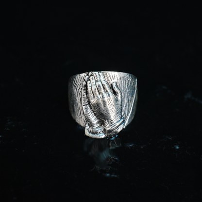 Vintage Handschlagring – Symbol der Einheit, Treue und ewigen Verbundenheit