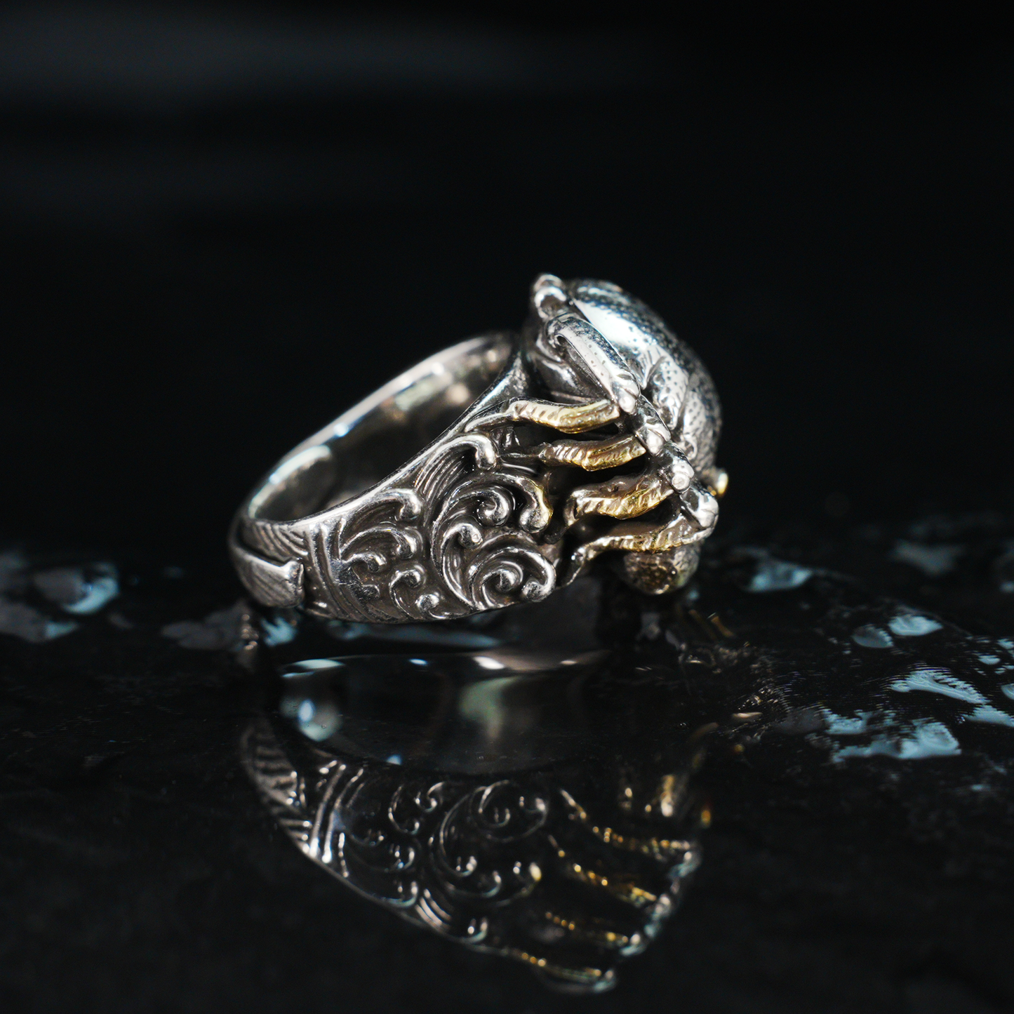 Gothic Crab Ring, Ocean Guardian Jewelry, Mythical Sea Creature Statement Ring