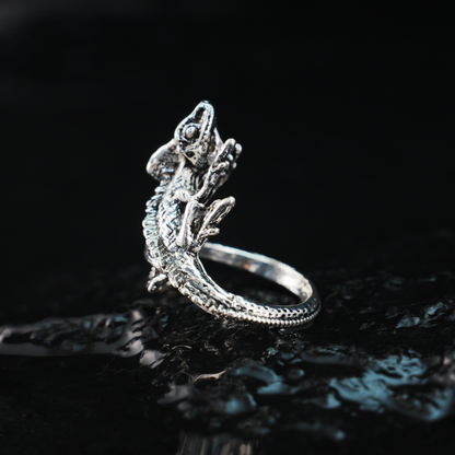 Gothic Eidechsenring – Mythischer Gecko-Schmuck, verstellbares Band mit Naturgeist