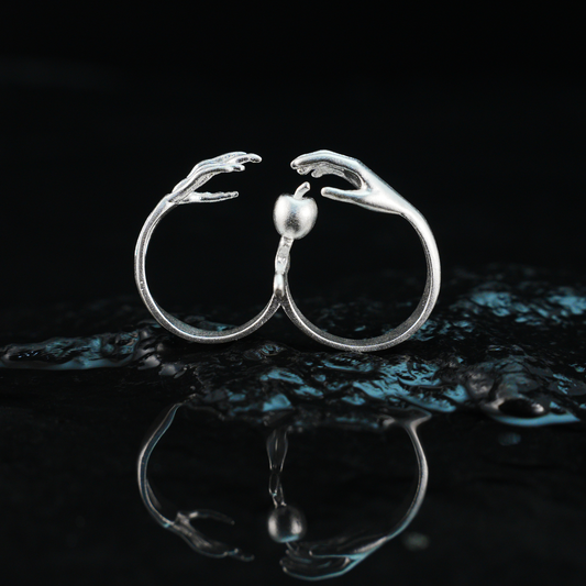 Artistic Hand Design Apple Ring Adjustable Copper Alloy Couple Gift Jewelry