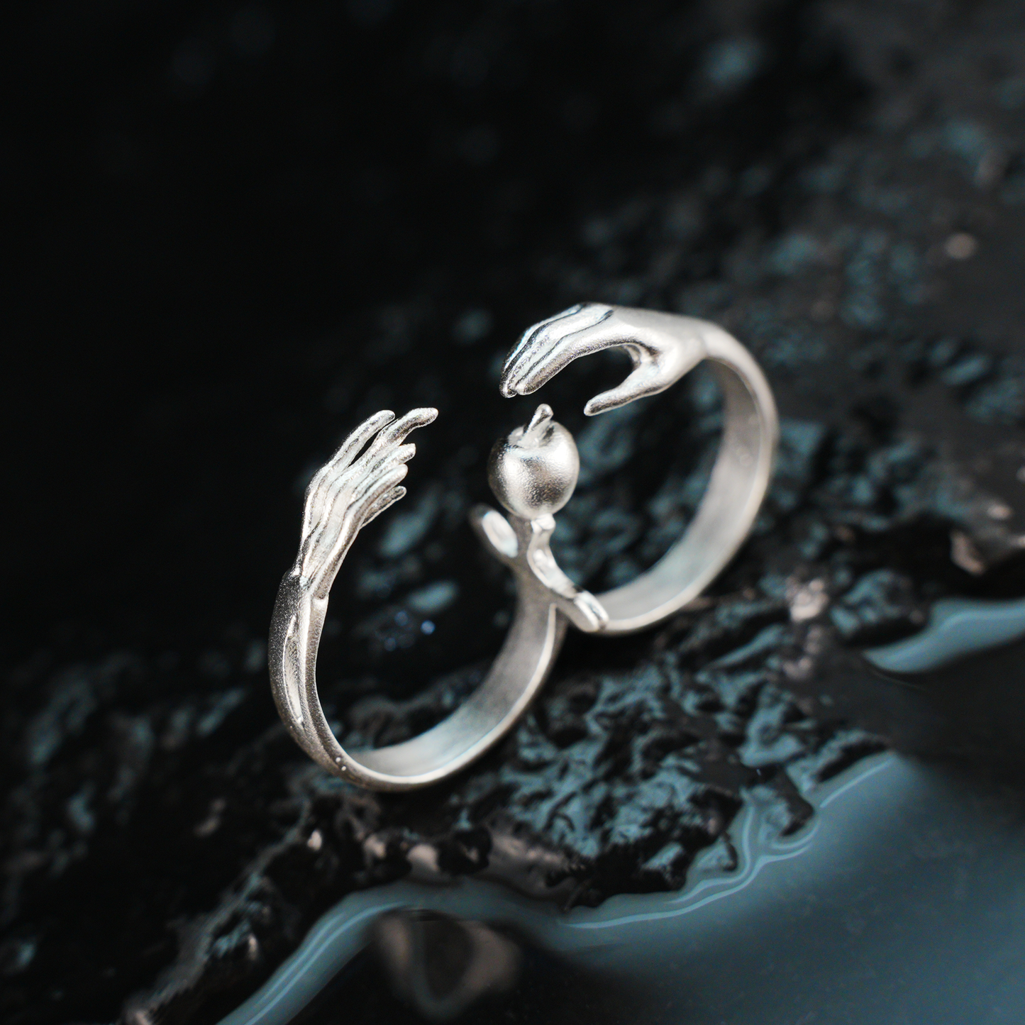 Künstlerischer Handdesign-Apfelring, verstellbar, Kupferlegierung, Paar-Geschenkschmuck