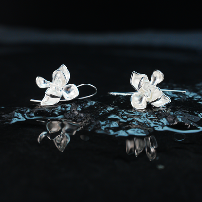 Orchid-shaped earrings, elegant petal 3D design, light luxury style accessories