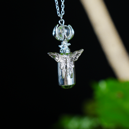 Schmetterlingskugel Halskette Gothic Mond Talisman Anhänger Unikat Schmuck