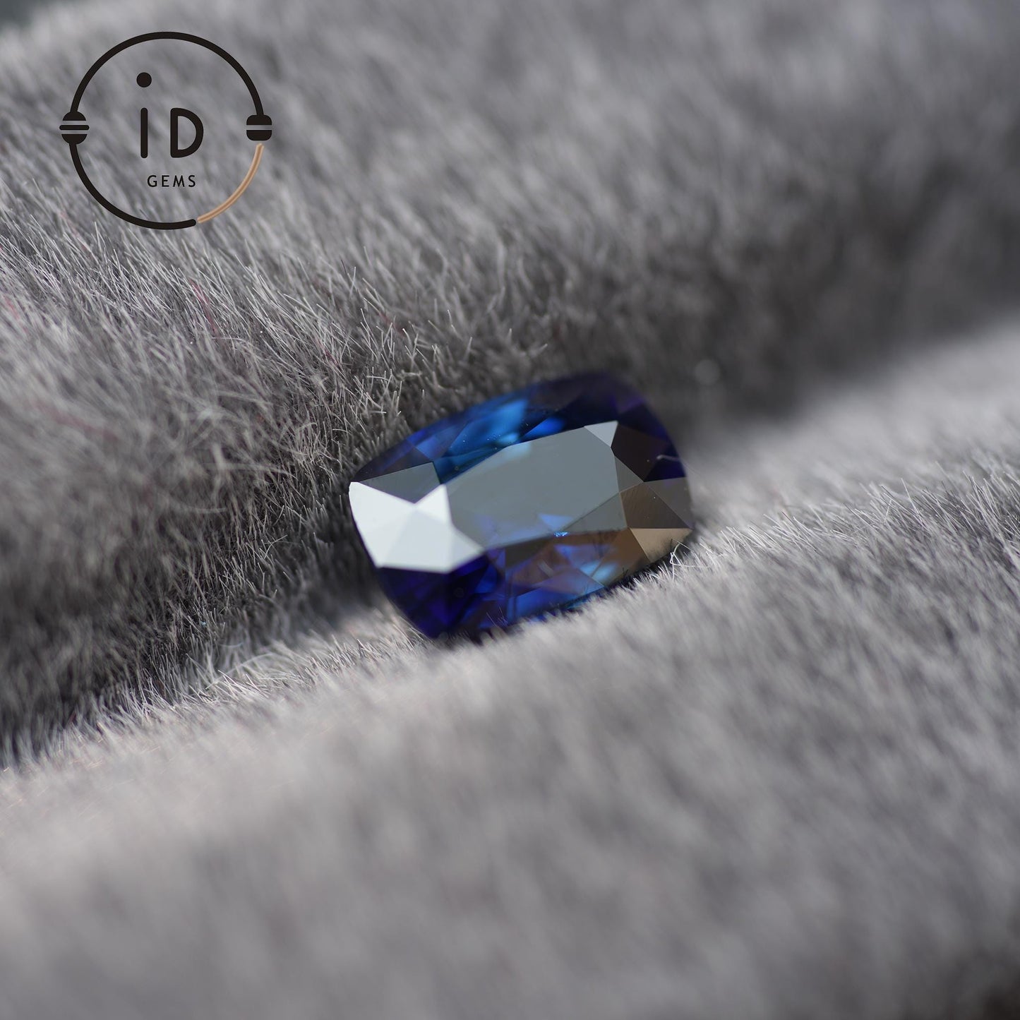 Natürlicher Saphir - 1.44ct - Kissenschliff - Royalblau - Unbehandelt aus Sri Lanka - Ideal für Schmuckdesign oder Sammler