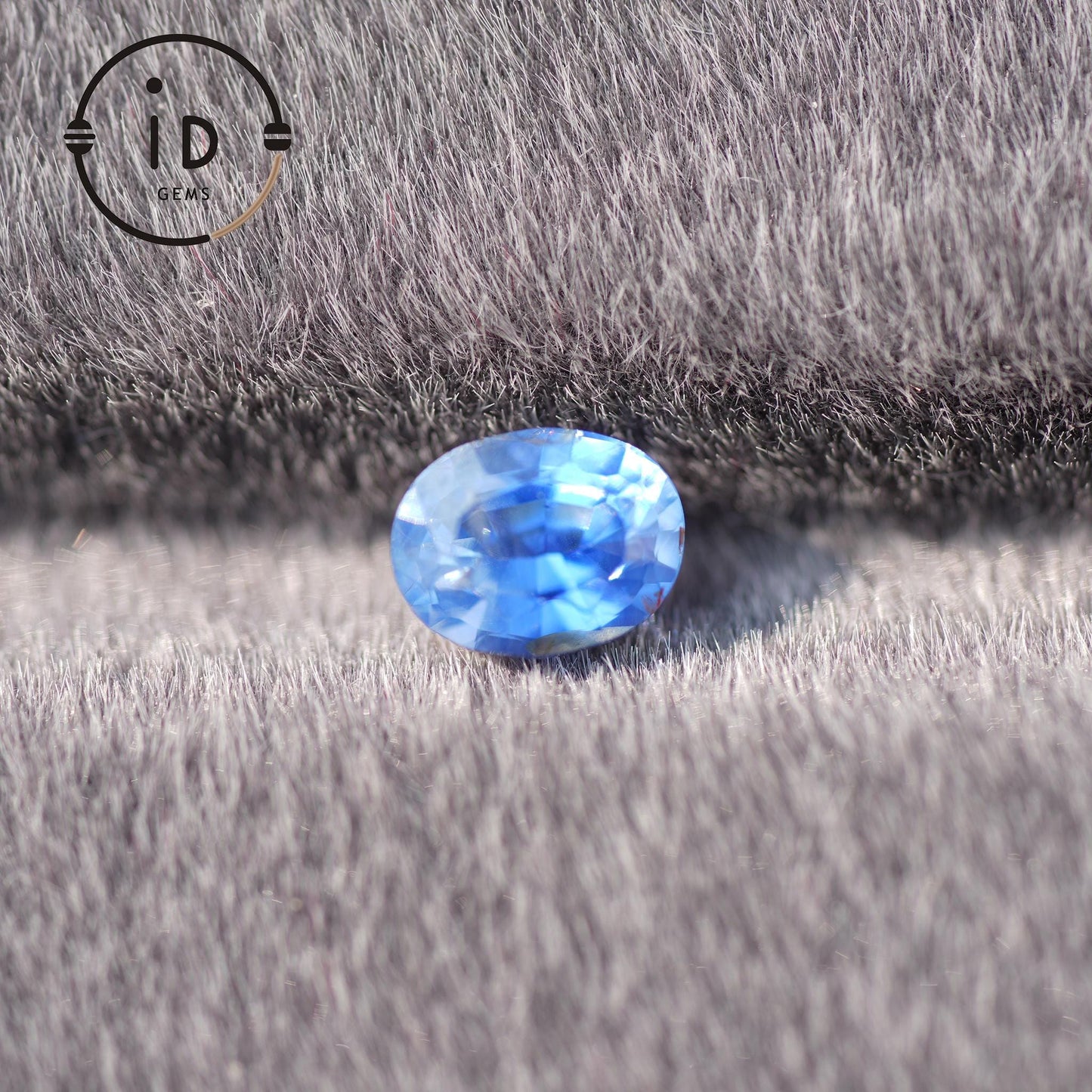 Natürlicher Kornblumenblauer Saphir - 1.44ct - Ovalschliff - Unbehandelt aus Sri Lanka - Seltene Farbe mit Leuchtkraft