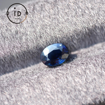 Natürlicher Saphir - 2.04ct - Oval Facettiert - Leuchtendes Royalblau - Unbehandelt - Ideal für exklusive Designs