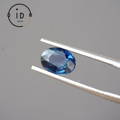 Natürlicher Saphir - 2.04ct - Oval Facettiert - Leuchtendes Royalblau - Unbehandelt - Ideal für exklusive Designs