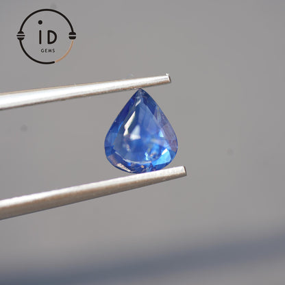 Natürlicher unbehandelter Saphir 1.01ct – Tropfenschliff in Blau – Hochwertiger Edelstein für exklusive Schmuckanfertigung oder Sammler
