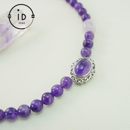 Große natürliche violette handgefertigte Perlenkette | Strukturierte Amethystperlen | Vintage-Silberanhänger | Spiritueller Heilstil