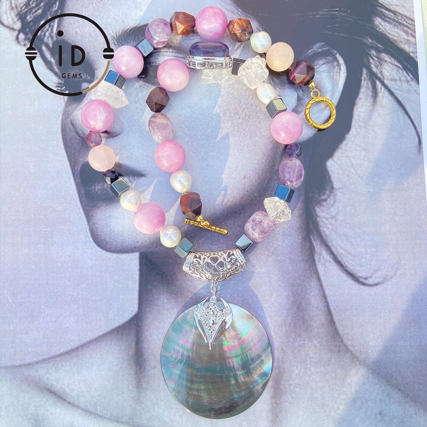 Rohtextur, unregelmäßige bunte große Perlen | Boho minimalistischer Stil | Freier, künstlerischer Schmuck | Handgefertigte Designkette