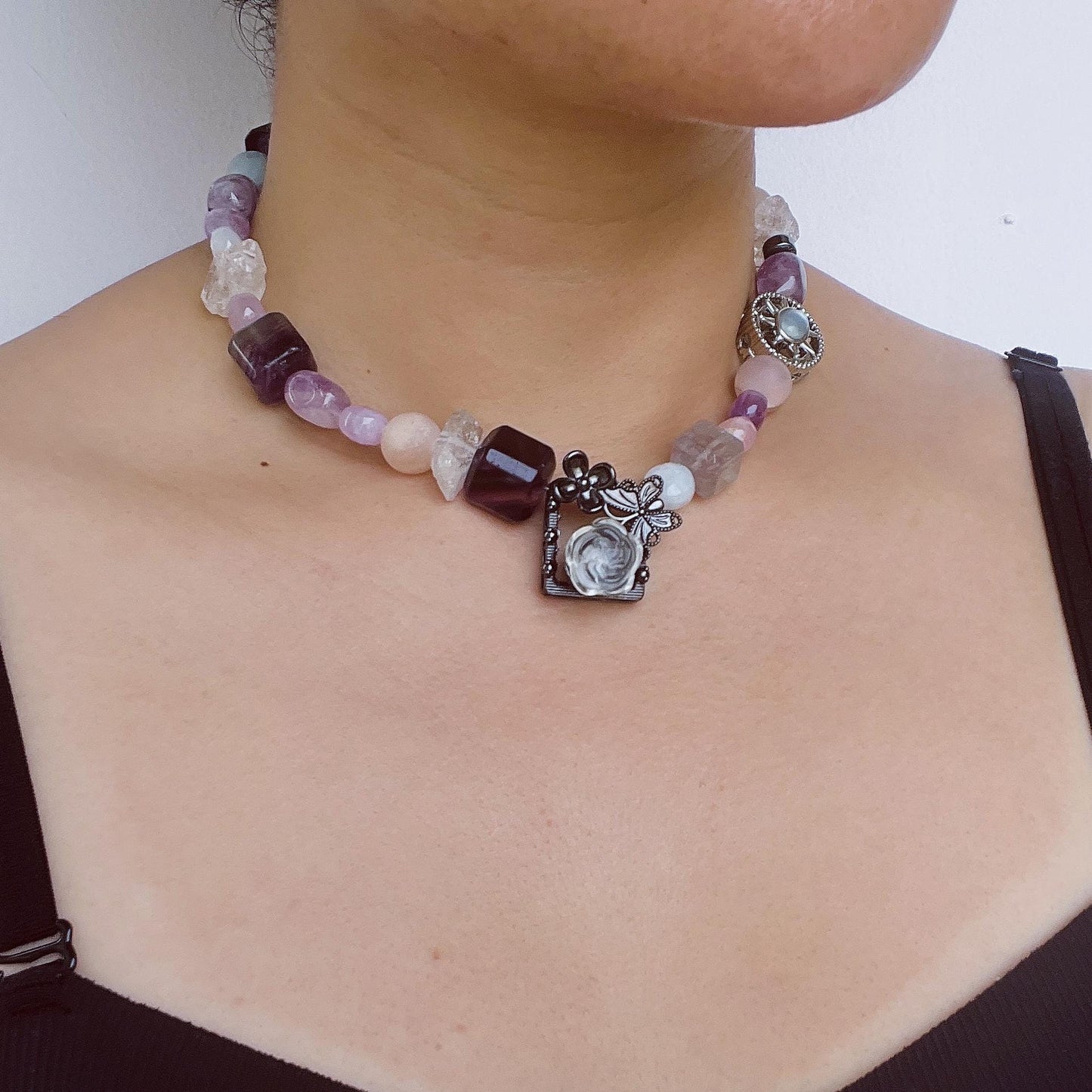 Unregelmäßige bunte große Perlen | Natürliche Energie Amethyst Halskette | Handgefertigter Kristallschmuck | Geschenk für besondere Anlässe
