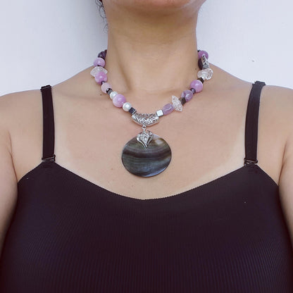 Rohtextur, unregelmäßige bunte große Perlen | Boho minimalistischer Stil | Freier, künstlerischer Schmuck | Handgefertigte Designkette