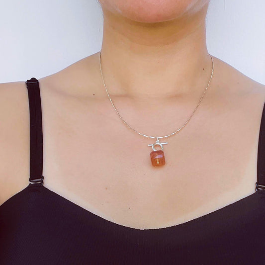 Fluorite Cube Pendant Necklace｜Natural Gemstone Jewelry｜Minimalist Silver Necklace｜Handmade Spiritual Healing Jewelry