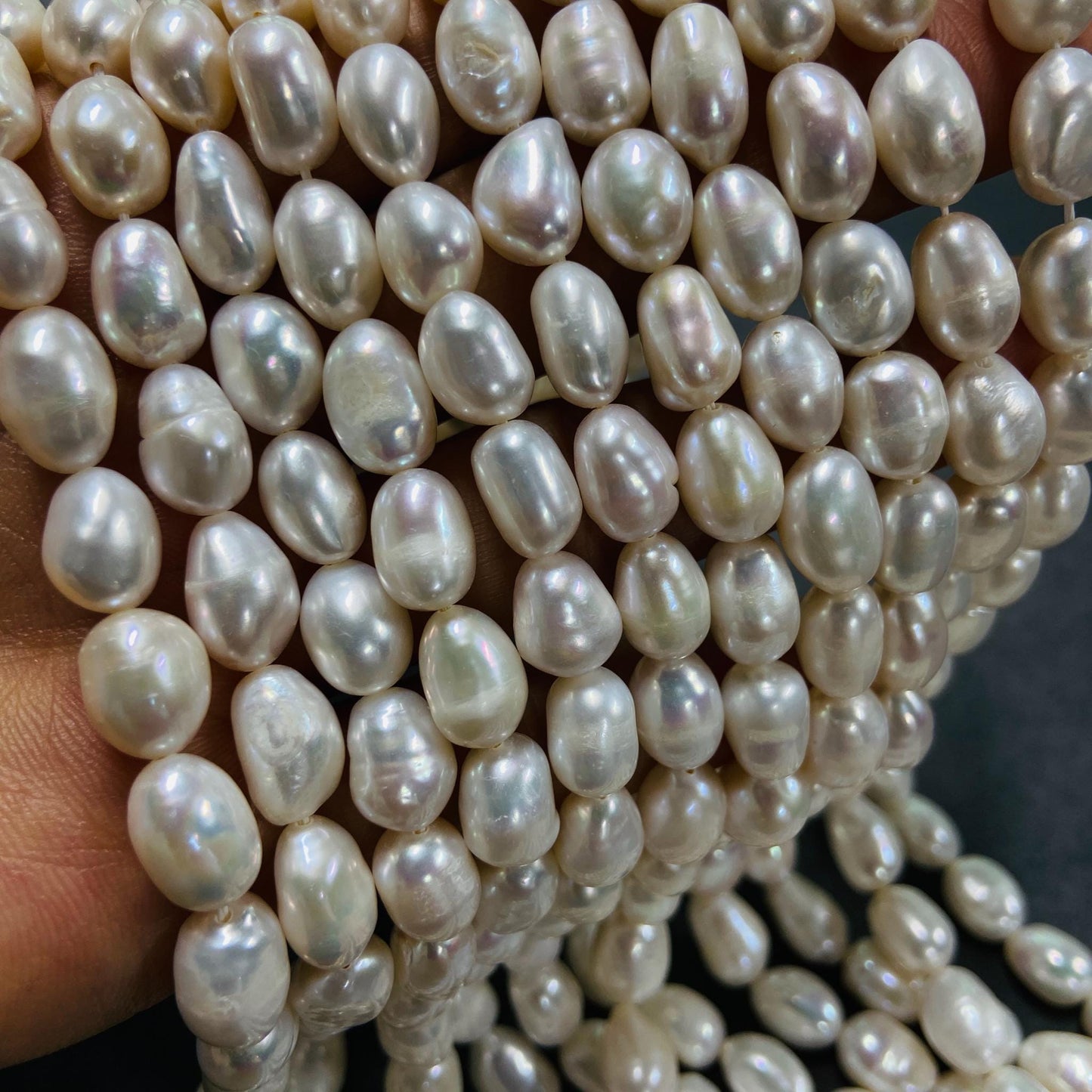 Natural Freshwater Rice Pearls Loose Beads｜8×12 mm · 37 cm · 29 g｜High Luster DIY Bracelet & Necklace Beading Material｜Beauty of Nature